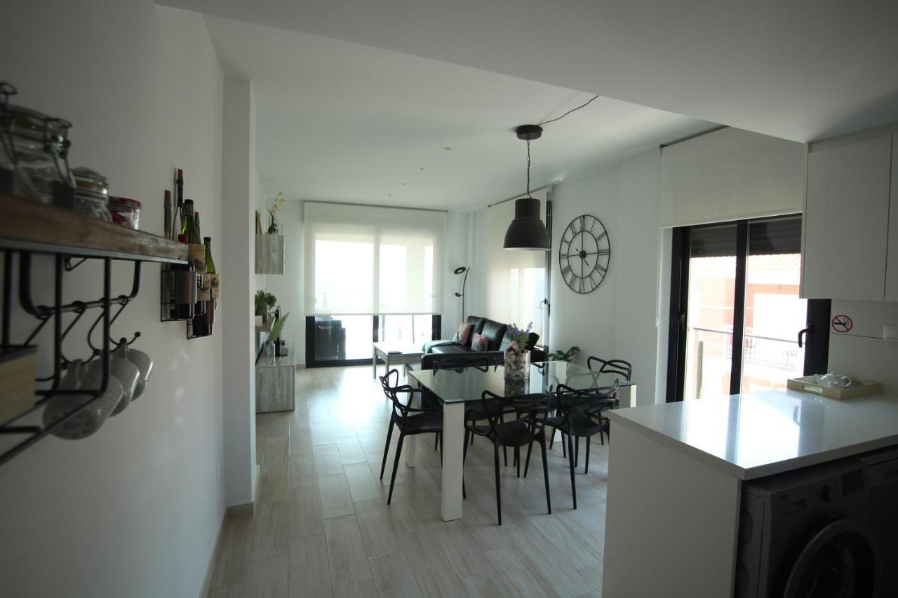 Luxury And Modern Beach Apartment With Sea Views Torre La Mata Exterior foto