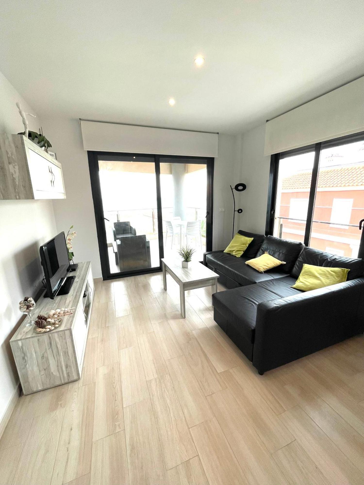 Luxury And Modern Beach Apartment With Sea Views Torre La Mata Exterior foto